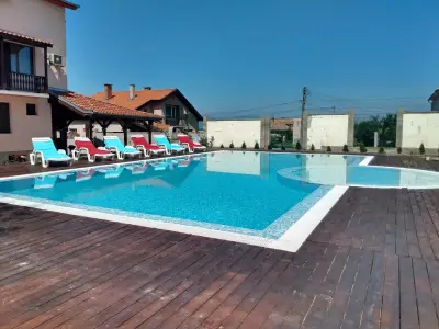 Къщата с клюкарника