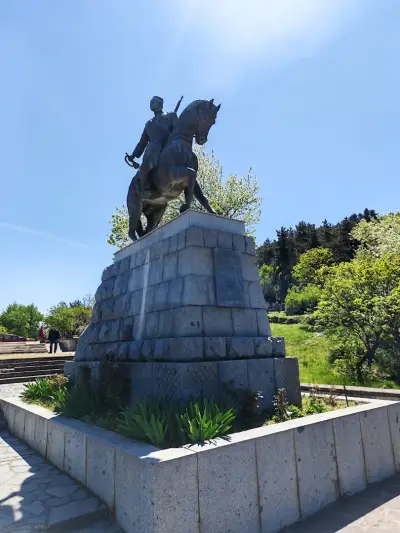 Паметник "Вестителя на свободата"