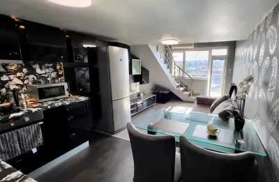 Cozy apartments for short-term rent DEMOСRACIA / Комфорт и стиль: квартира с панорамой города