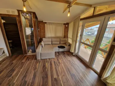Guest House - Къща на дърво