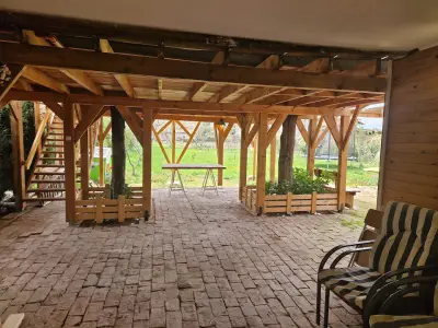 Guest House - Къща на дърво