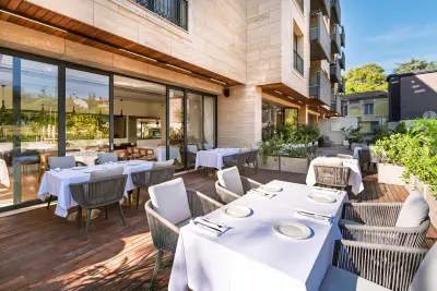 Nik Palas Luxury Residence