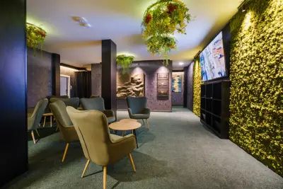 A 17 Luxury Suites