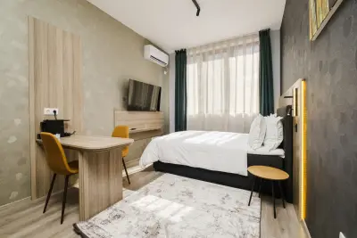 A 17 Luxury Suites