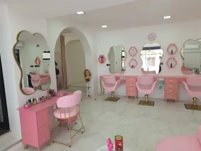 ZERAS BEAUTY CENTER