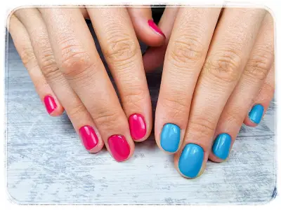 Pretty little nails
