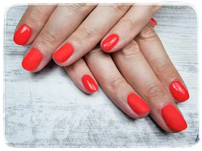 Pretty little nails