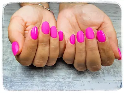 Pretty little nails