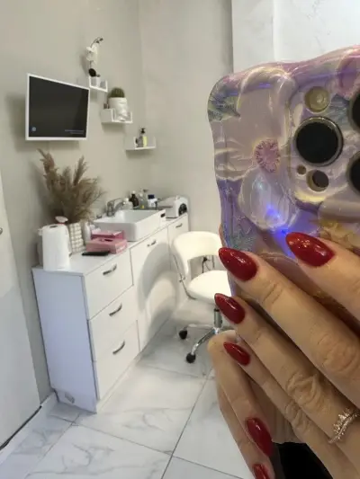 Smile Nails