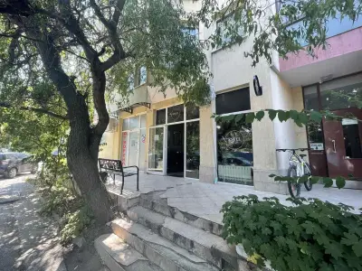 Estel Beauty Place | Балеаж, Плитки, Канекалон, Екстеншъни за коса, Грим, Маникюр, Официални прически