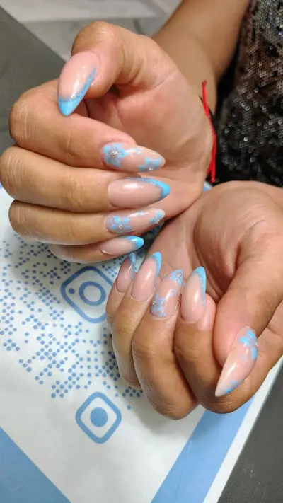 Салон за маникюр и педикюр ELI NAILS SALON