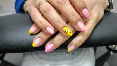 Салон за маникюр и педикюр ELI NAILS SALON