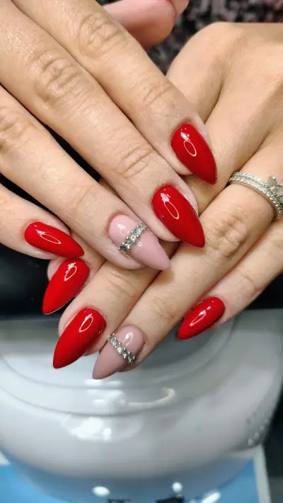 Салон за маникюр и педикюр ELI NAILS SALON
