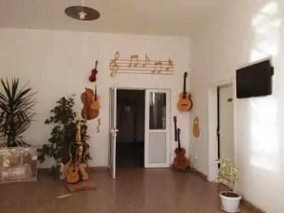 Кремона България