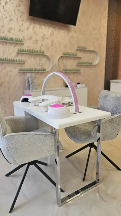 M.A.Y. Beauty Studio by Асинка Огнянова