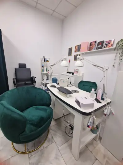 Salon Beauty Queen - Елин Пелин