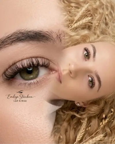 Емилия Станчева / Lashes