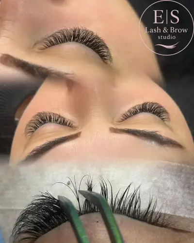 Емилия Станчева / Lashes
