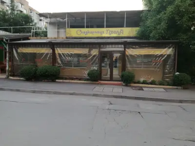 Сладкарница Пчела Люлин