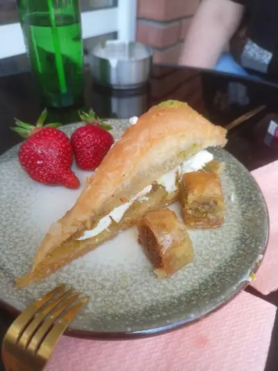 Pistachio Baklava&Coffee