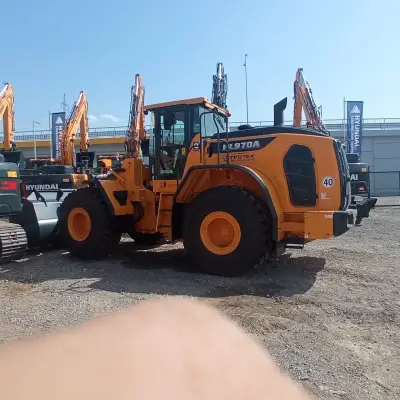 СТРОТЕХ ИНЖЕНЕРИНГ АД