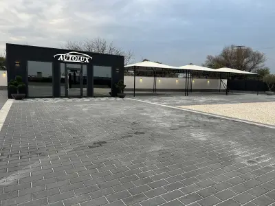 AUTOLUX