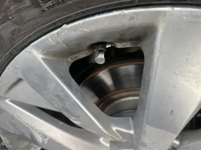ЕТ Стефка Тянова Автосервиз /сервиз гуми
