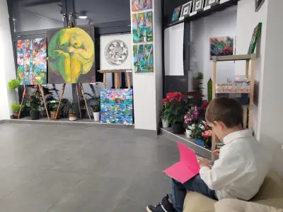 Art Gallery 7