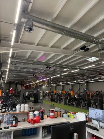 Athletic Fitness Retail Park Raykov