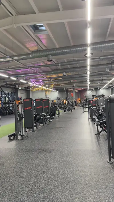 Athletic Fitness Retail Park Raykov