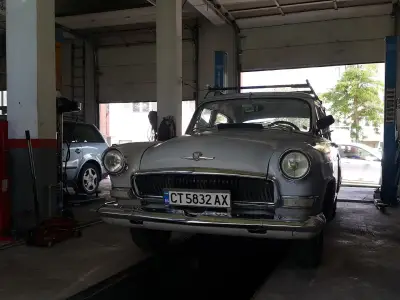 "Автоцентър Стоянови"