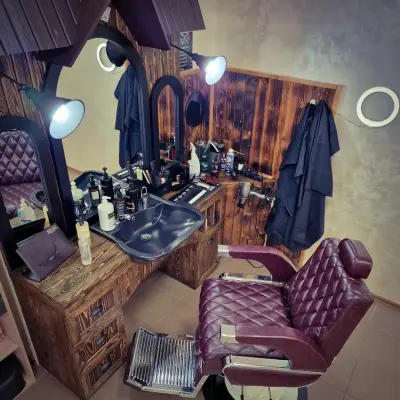 Jesus The Barber (Barbershop)