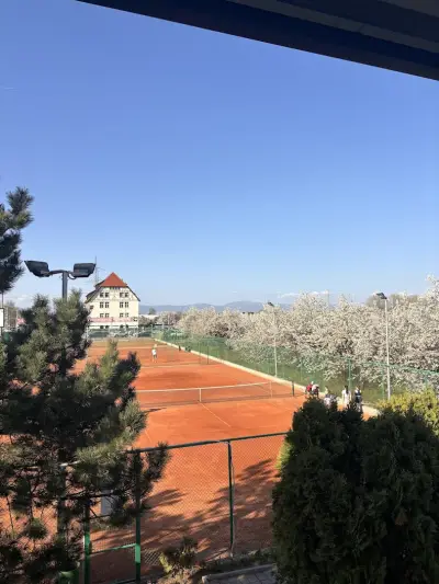 Cherry Club