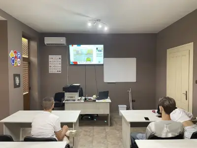Автошкола КИС АУТО 18
