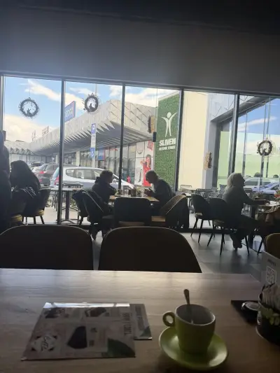 CafElia