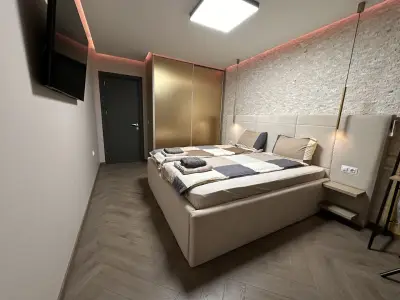 Regatta Park 2BR Exclusive Suite Parking Included