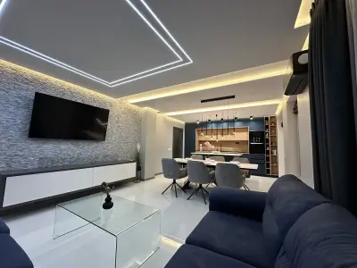 Regatta Park 2BR Exclusive Suite Parking Included