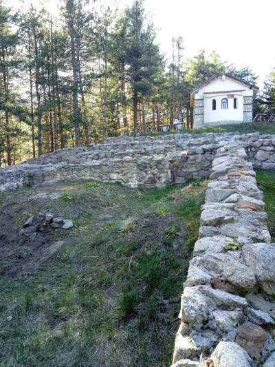 Безименният град (The Nameless City)