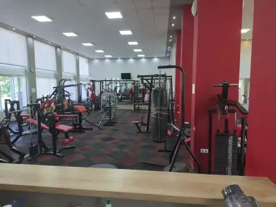Фитнес “МАНИЯ” Ботевград