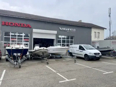 Solaray Marine & Power Shop