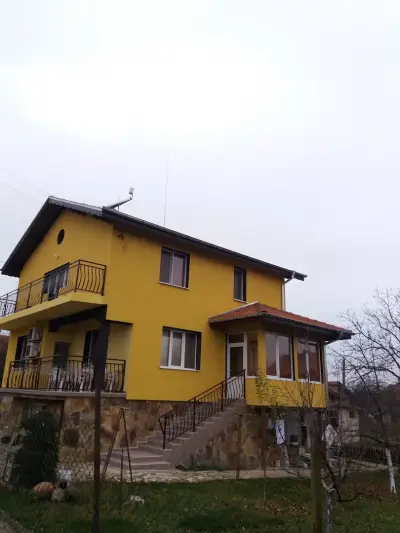 Къща за гости "Надежда" / Guest house "Nadejda"