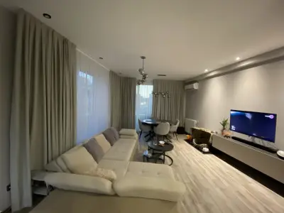 Пердета Adrian's Home