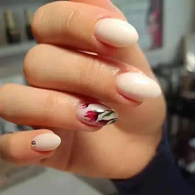 Nail Therapy Studio