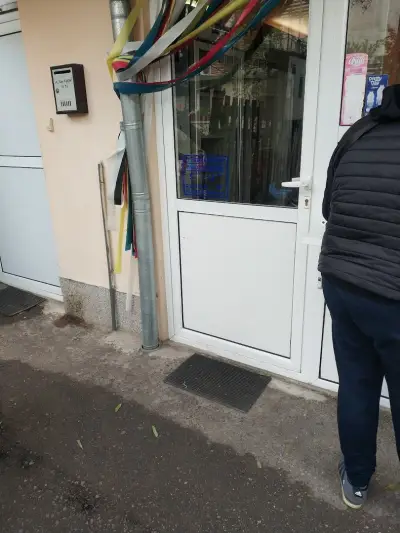ЕТ ДЖАПОЛИНИ - Топли закуски