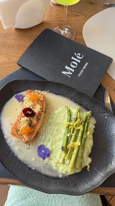 Molé Restaurant