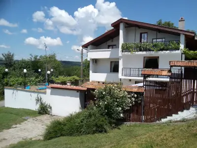 Hillside Guesthouse Pushevo