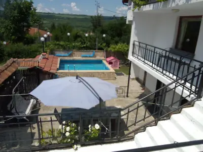Hillside Guesthouse Pushevo