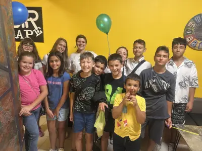 Ескейп стаи за деца на 10-13 - Hour Escape for Kids