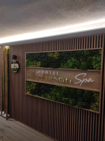 GoldenCity Hotel