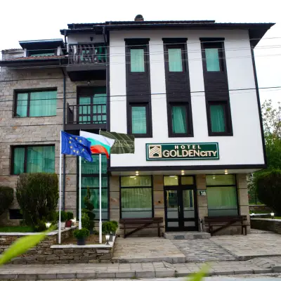 GoldenCity Hotel